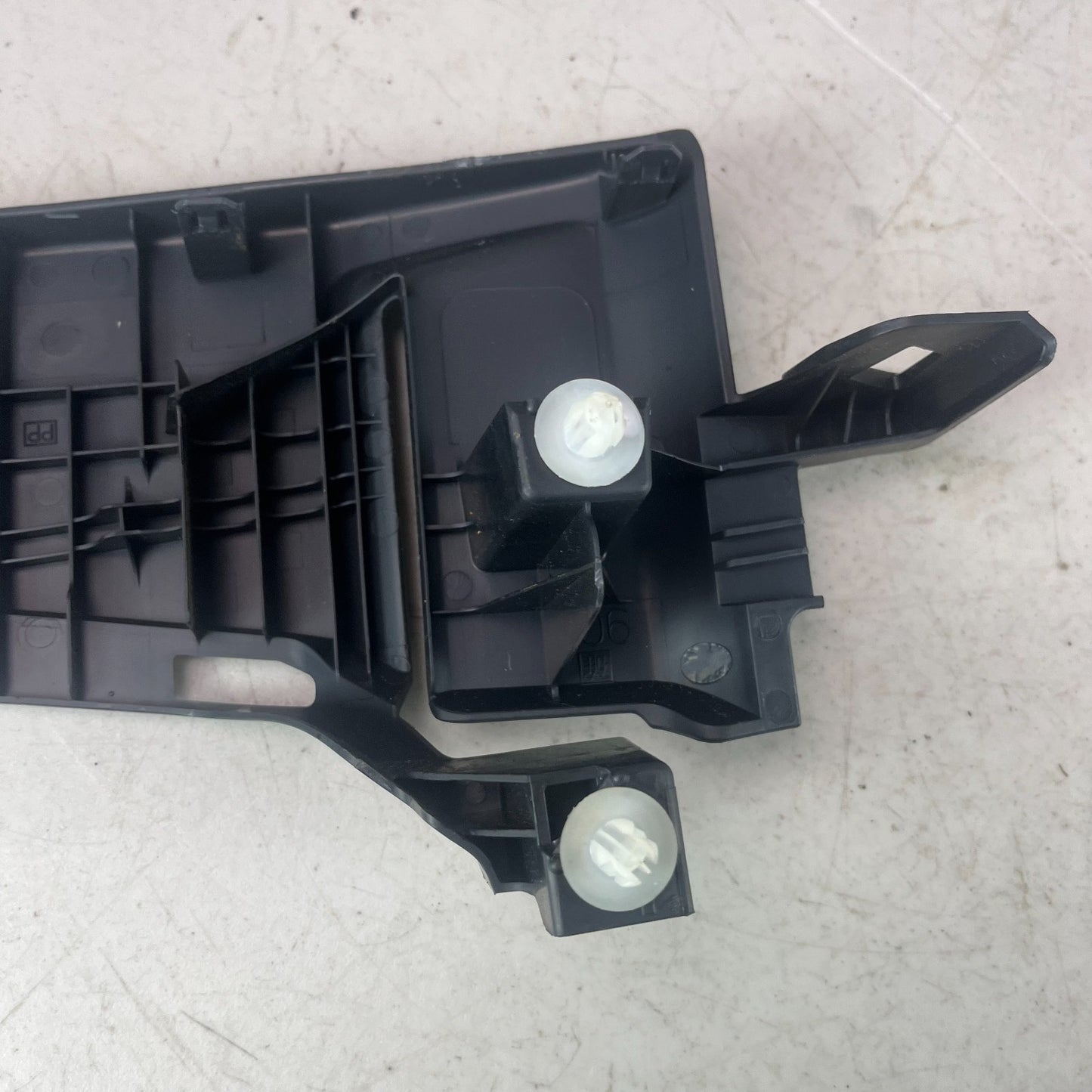 2020-2025 TOYOTA COROLLA REAR LEFT SIDE SEAT BELT PIVOT COVER TRIM BRACKET OEM