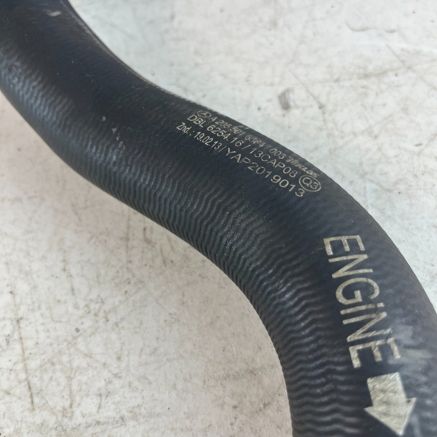 2015-2018 MERCEDES W205 C300 2.0L RADIATOR COOLANT WATER HOSE A2055016384 OEM