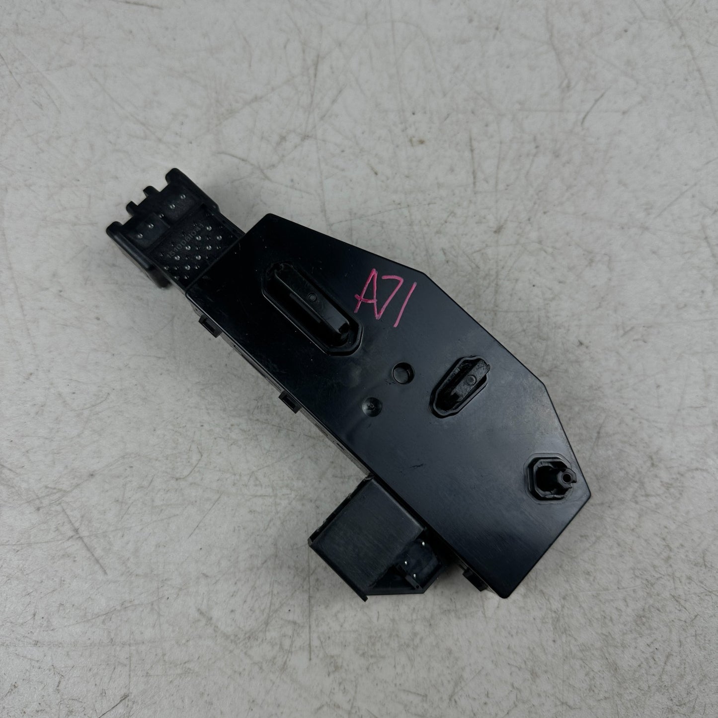 14-19 CHEVROLET CORVETTE FRONT LEFT DRIVER SIDE SEAT ADJUSTMENT SWITCH 23247095