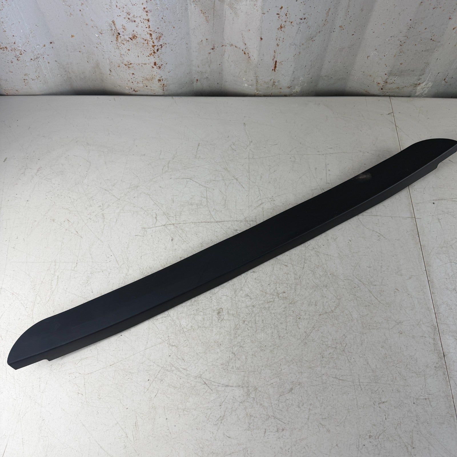 2014-2019 CHEVROLET CORVETTE C7 REAR LIFTGATE DEFOGGER TRIM PANEL AMG12828 OEM