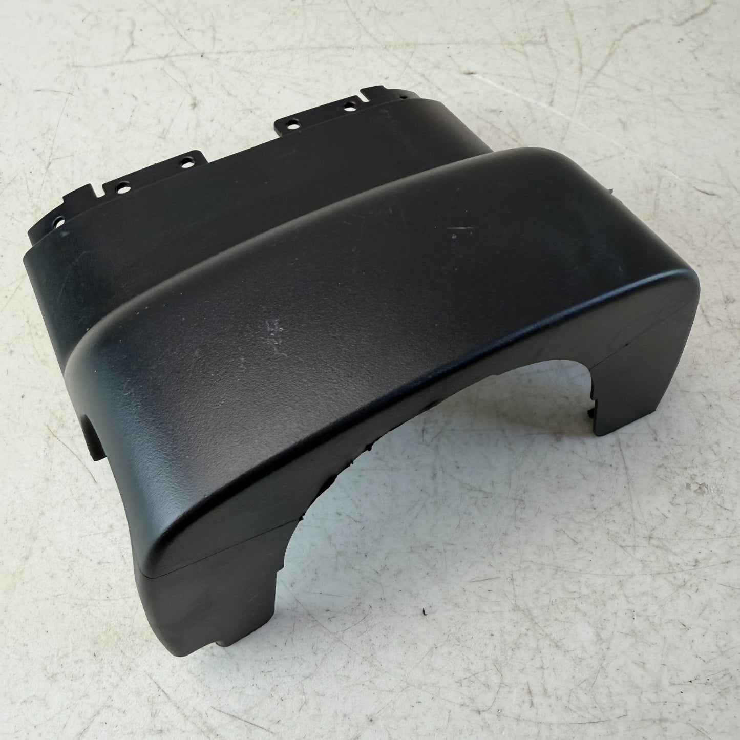 2016-2024 CHEVROLET CAMARO UPPER STEERING WHEEL COLUMN COVER PANEL TRIM 23357338