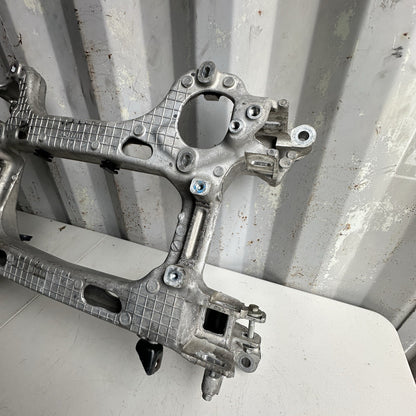 14-19 CHEVROLET CORVETTE C7 REAR SUBFRAME SUSPENSION CRADLE 23217711 OEM