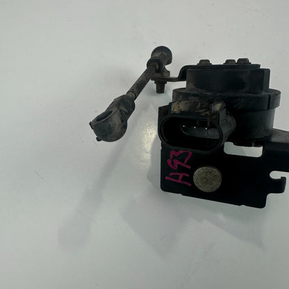14-19 CHEVROLET CORVETTE C7 FRONT LEFT SIDE HEADLIGHT LEVEL POSITION SENSOR OEM