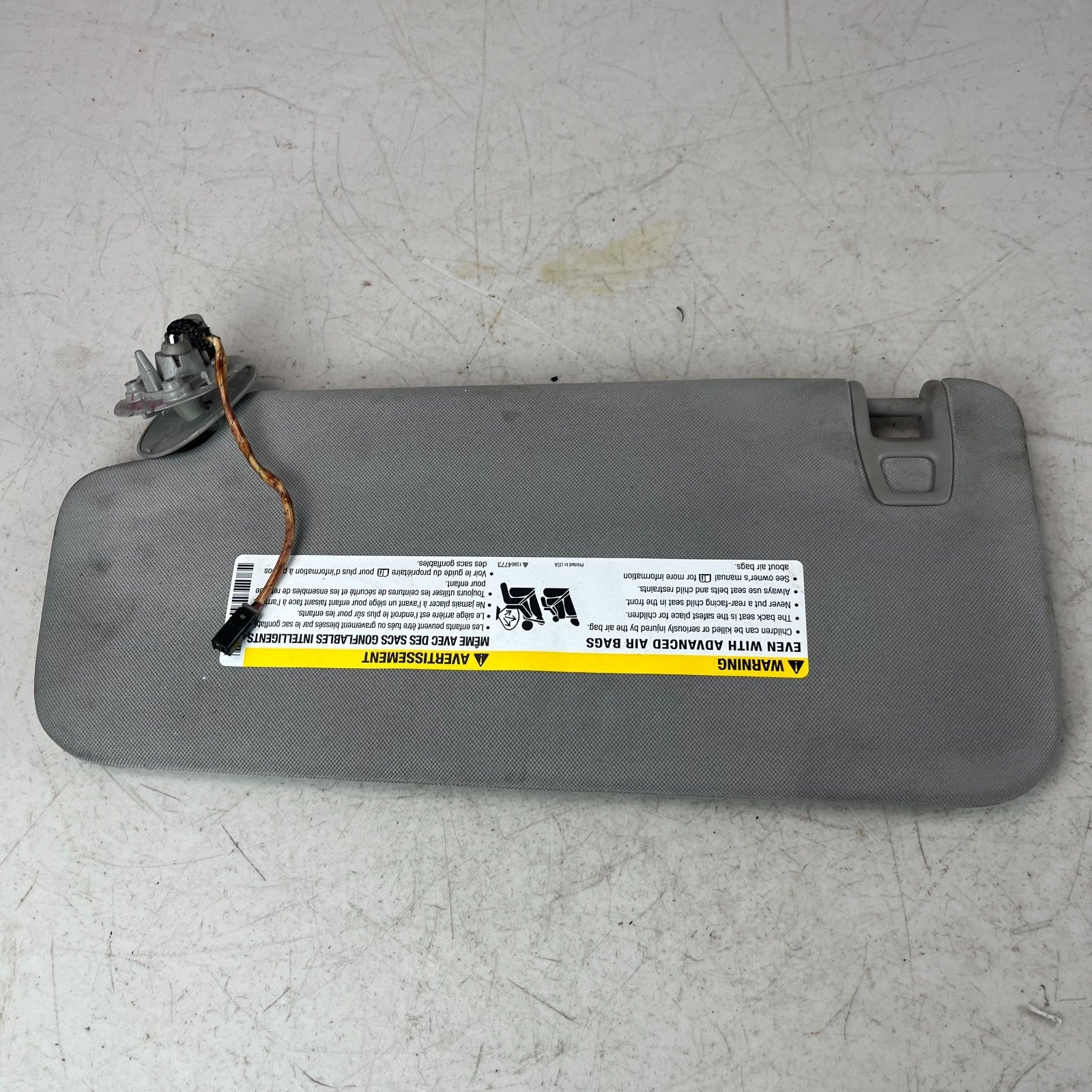 2008-2015 CADILLAC CTS-V FRONT RIGHT SIDE INTERIOR SUNVISOR SUN VISOR SHADE OEM
