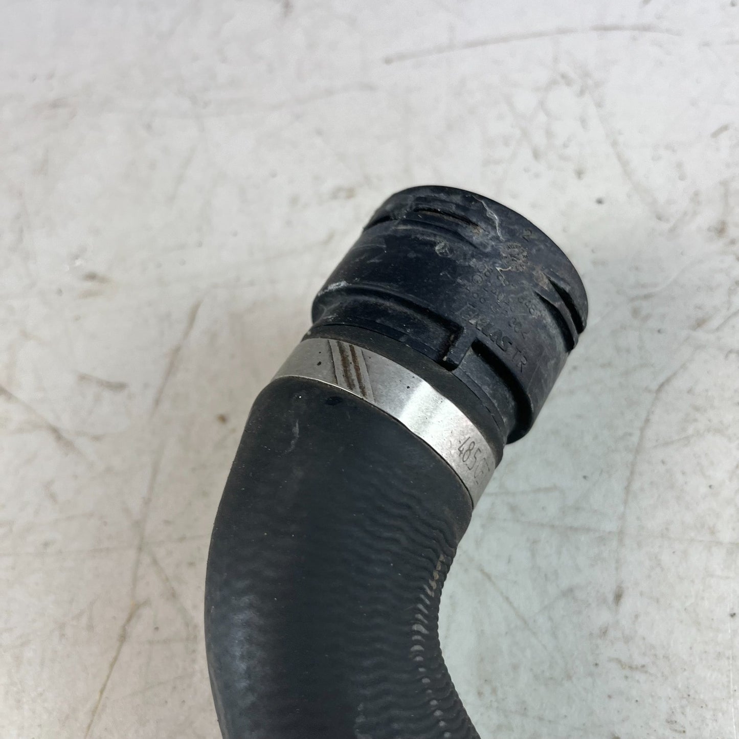 2015-2018 MERCEDES W205 C300 2.0L RADIATOR COOLANT WATER HOSE A2055016384 OEM