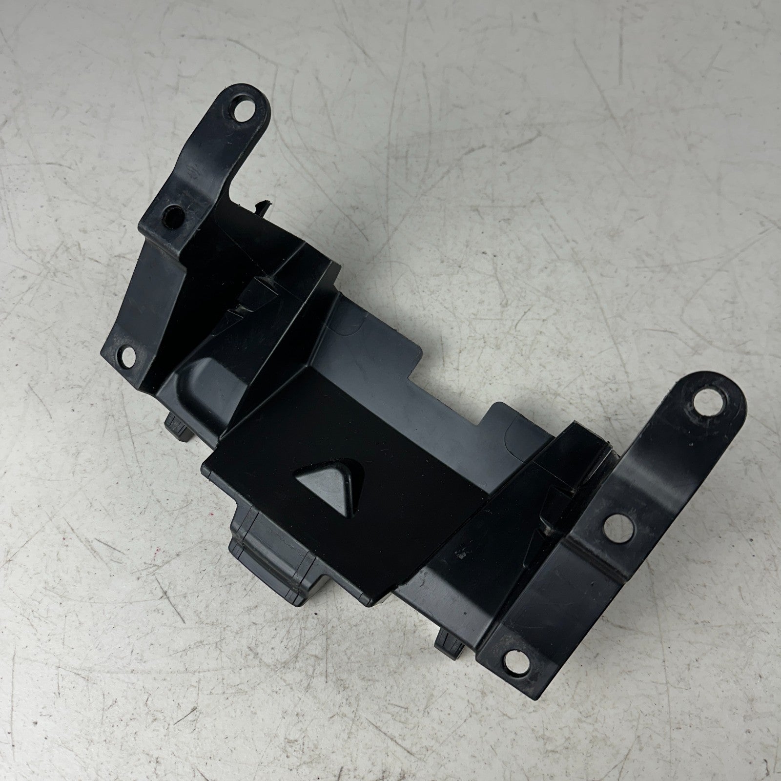 2013-2017 HONDA ACCORD FRONT GRILL REINFORCED BRACKET STAY 71125 T2A OEM
