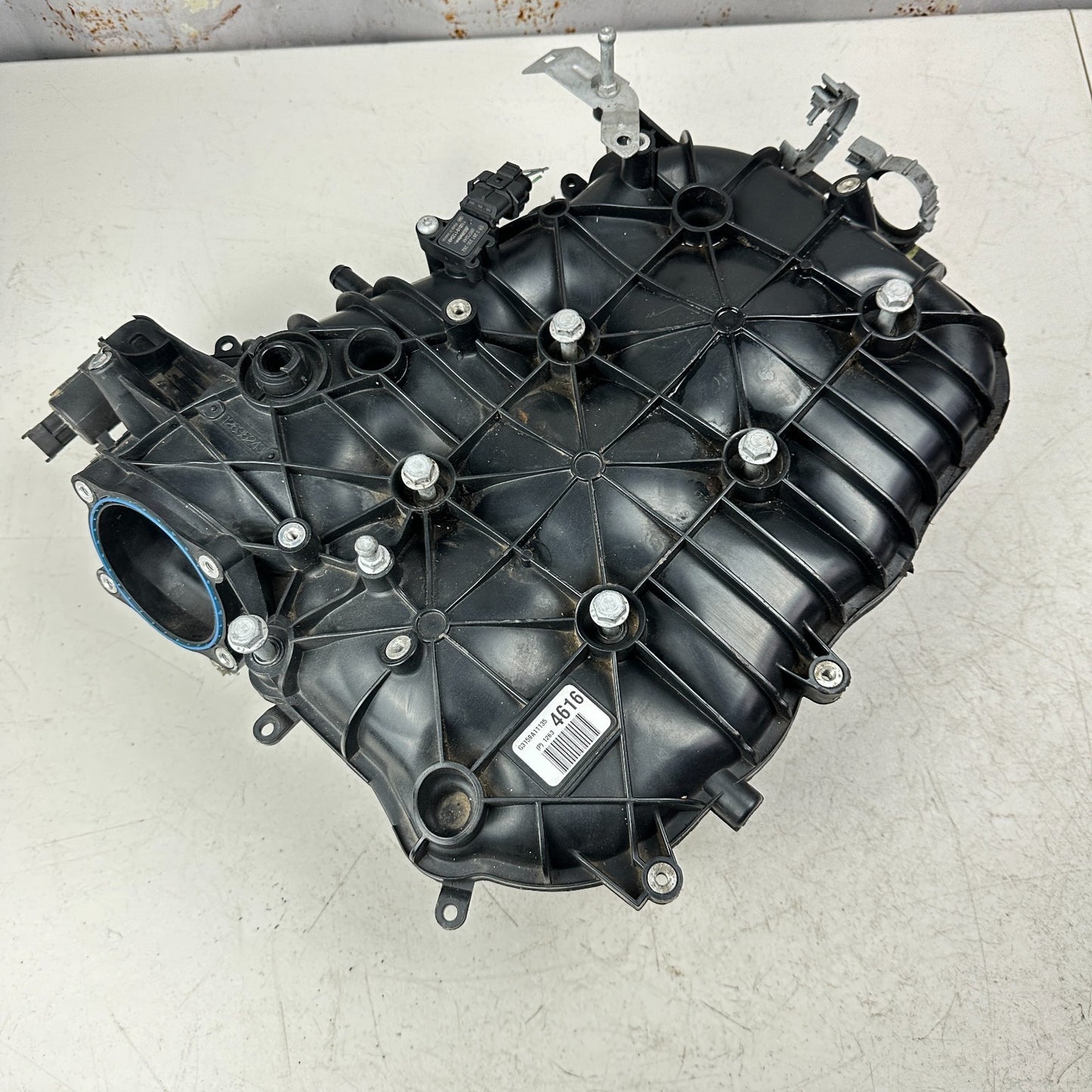 2013-2019 CADILLAC XTS UPPER ENGINE MOTOR INTAKE MANIFOLD THROTTLE 12634616 OEM