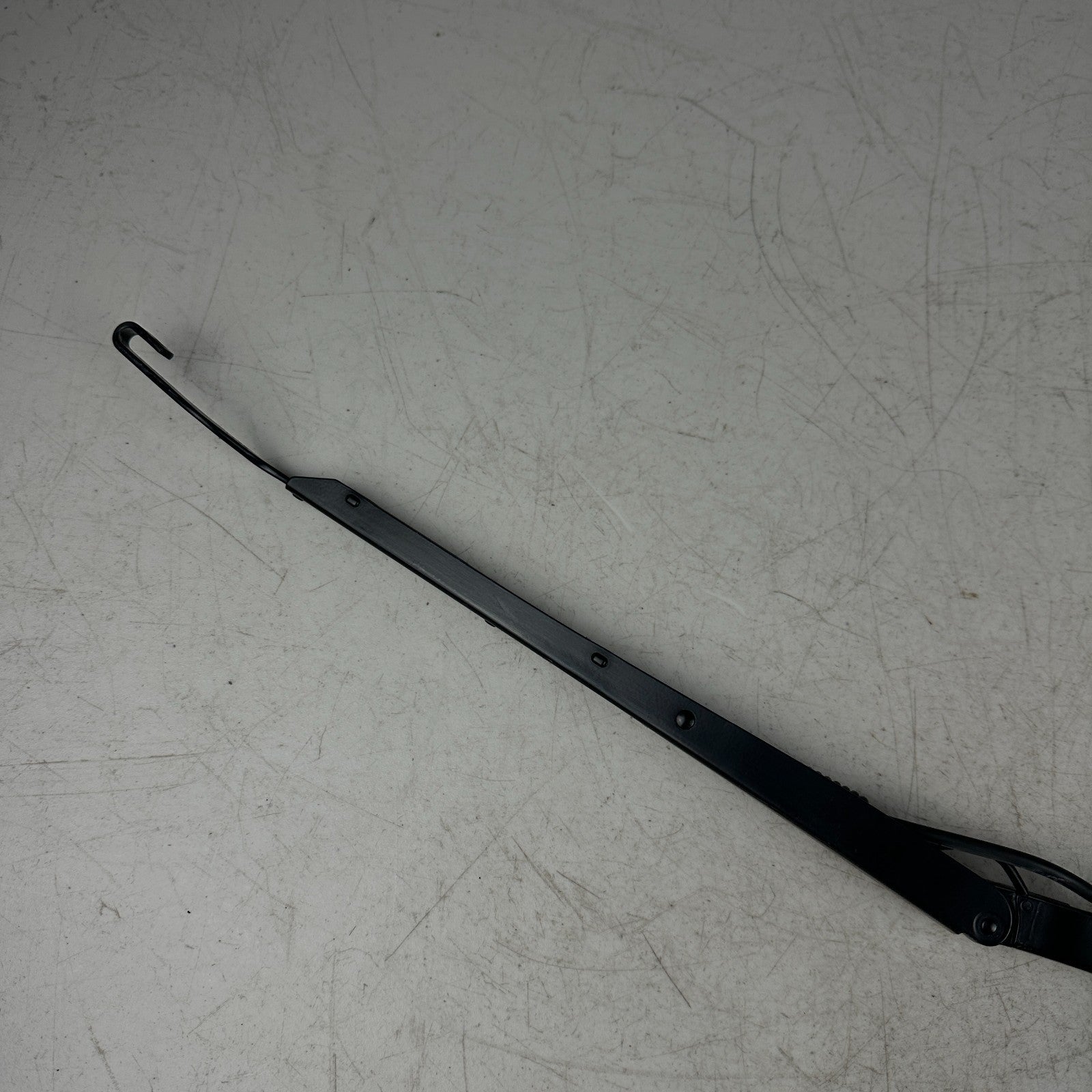 2014-2019 CHEVROLET CORVETTE FRONT WINDSHIELD RIGHT PASSENGER SIDE WIPER ARM OEM