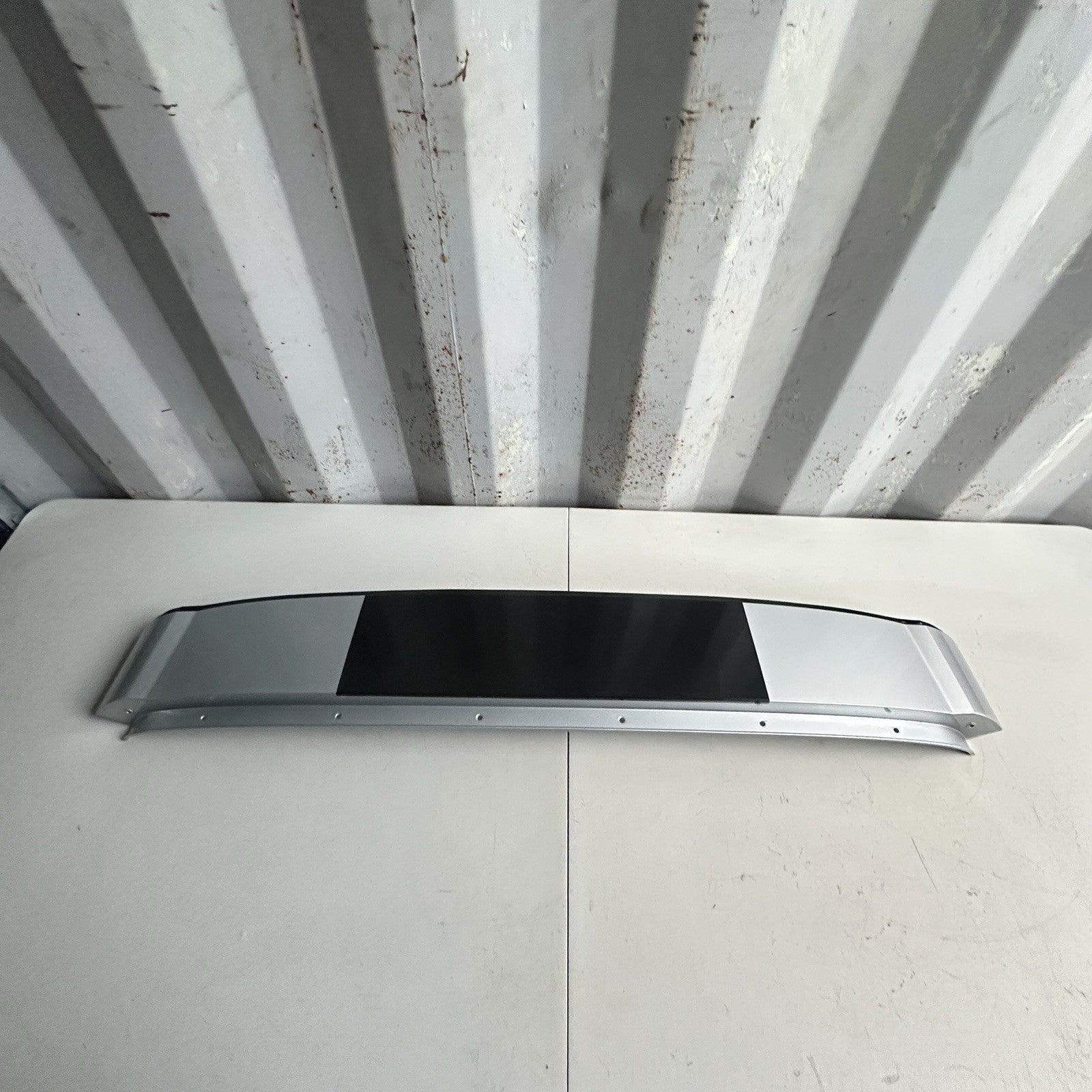 14-19 Chevy C7 Corvette Exterior Halo Rear Roof Section (Silver/Black)