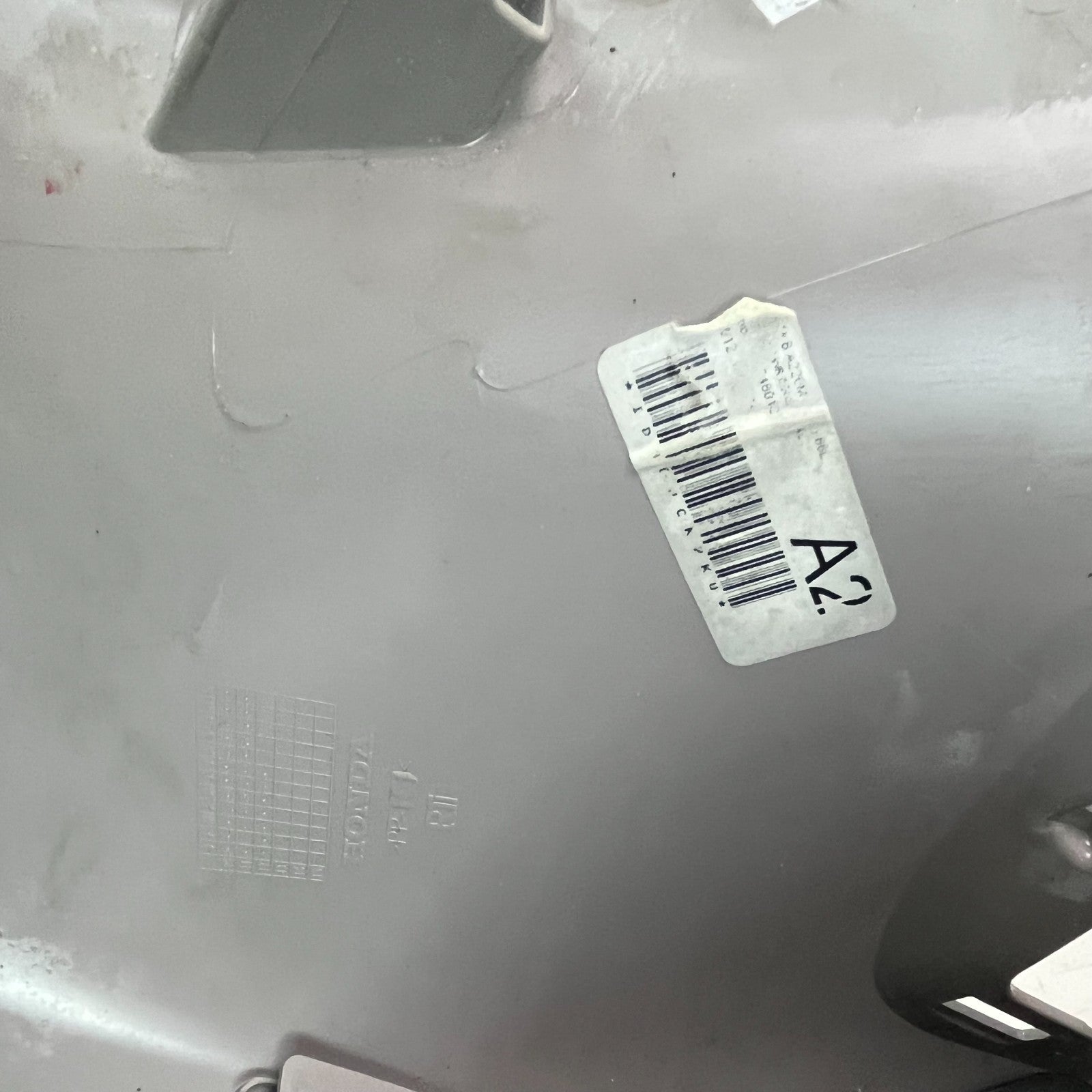 2011-2013 HONDA ODYSSEY FRONT LOWER CENTER DASH STORAGE BOX POWER OUTLET AASY