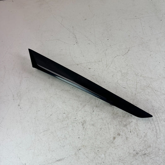 2017-2020 MASERATI LEVANTE RIGHT DOOR PANEL TRIM MOLDING INNER APPLIQUE BLACK