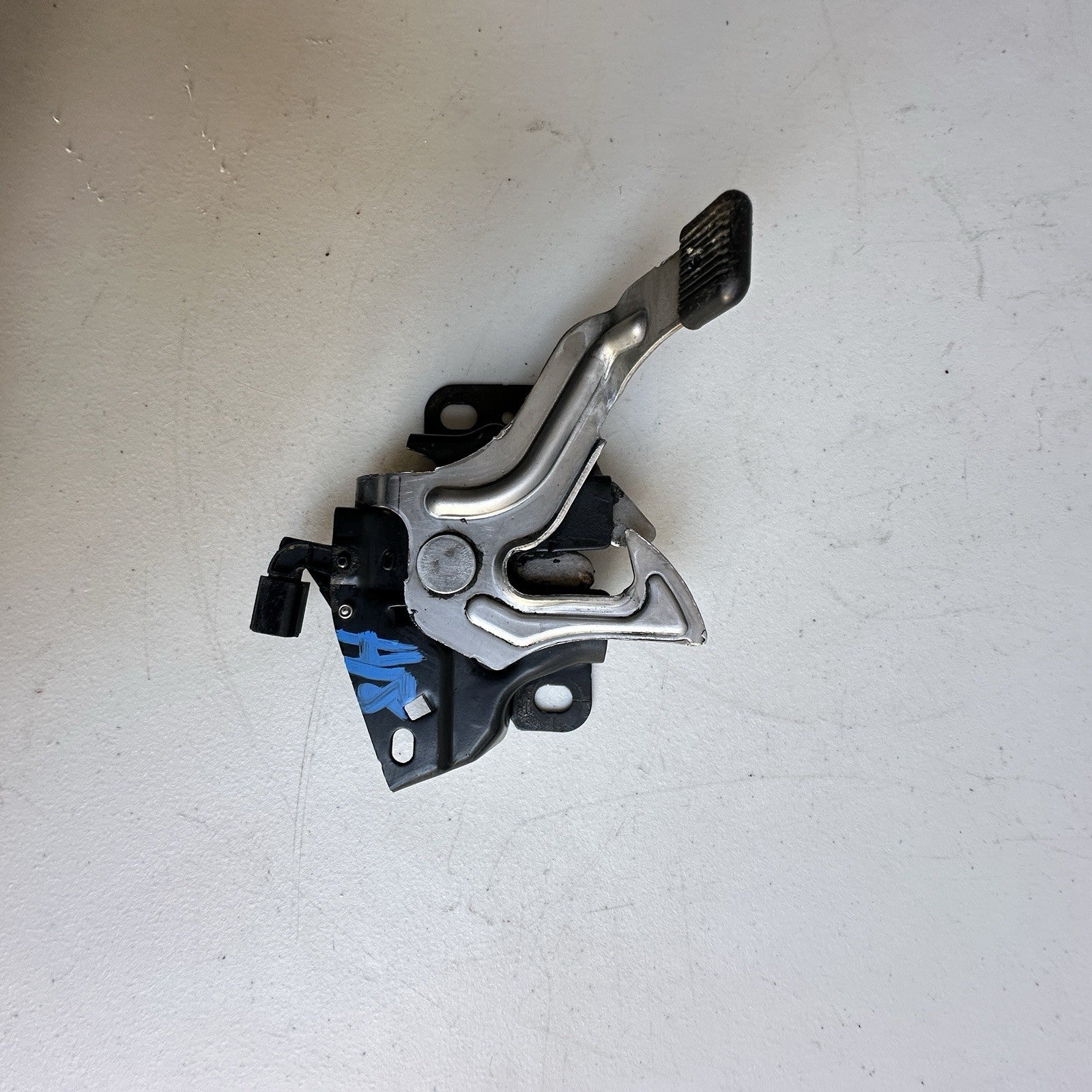 2013-17 Honda Accord Hood Latch Used OEM