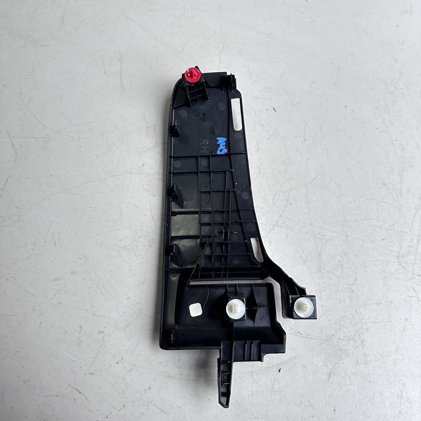 2020-2022 TOYOTA COROLLA REAR RIGHT PACKAGE TRAY TRIM COVER 64301-02050