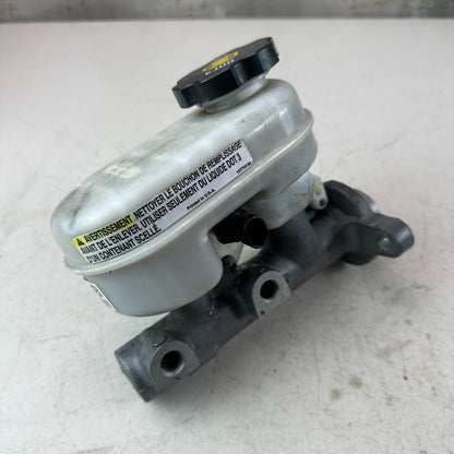 05-13 CHEVROLET CORVETTE C6 BRAKE MASTER CYLINDER WITH RESERVOIR TANK 15770192