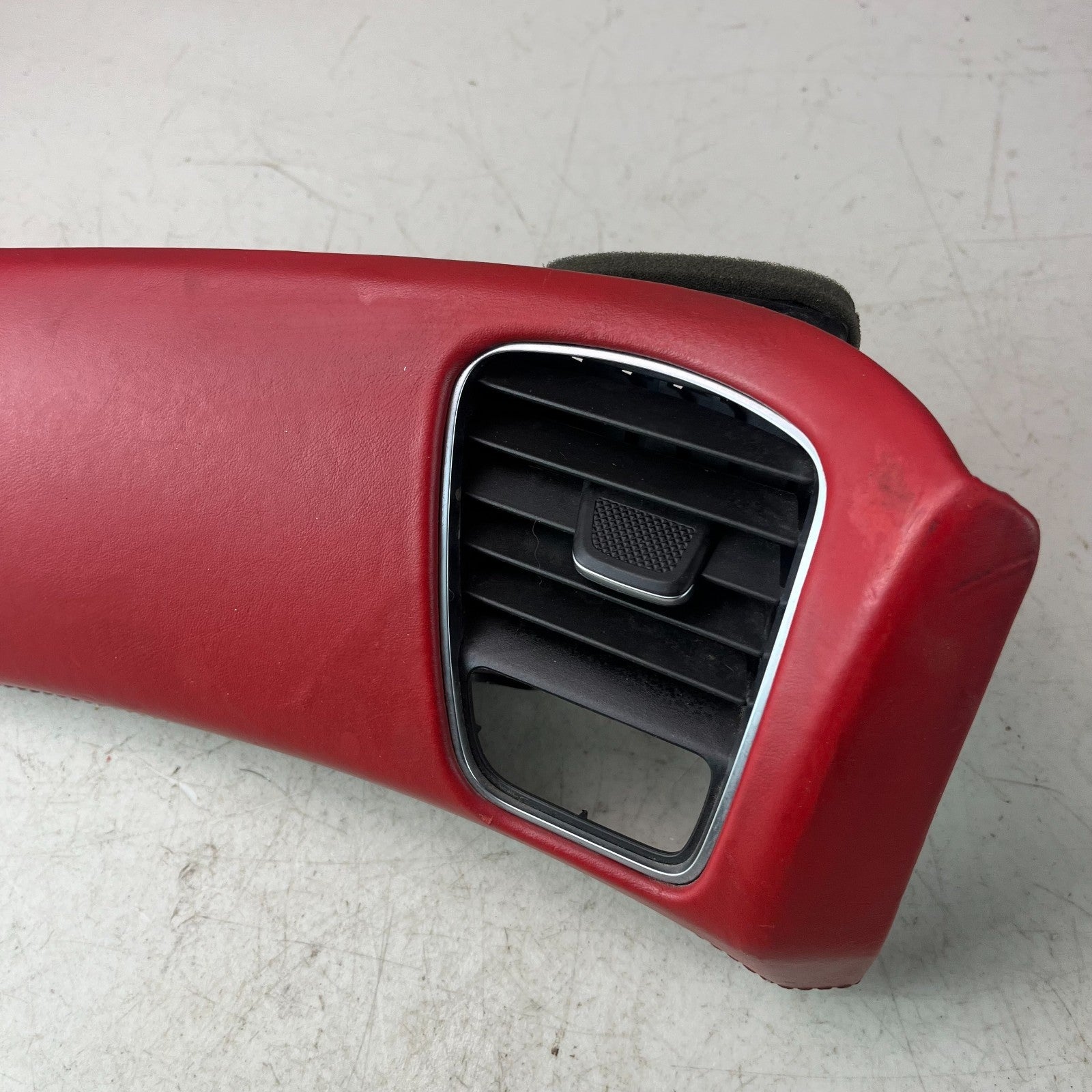 2014-2019 CHEVROLET CORVETTE DASHBOARD AIR VENT TRIM PANEL RED LEATHER 340165AB
