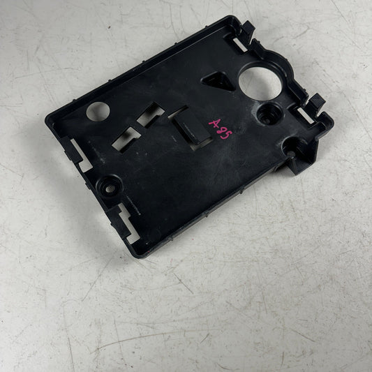 14-19 CHEVY CORVETTE C7 ECM ENGINE COMPUTER CONTROL MODULE BRACKET 23130710 OEM