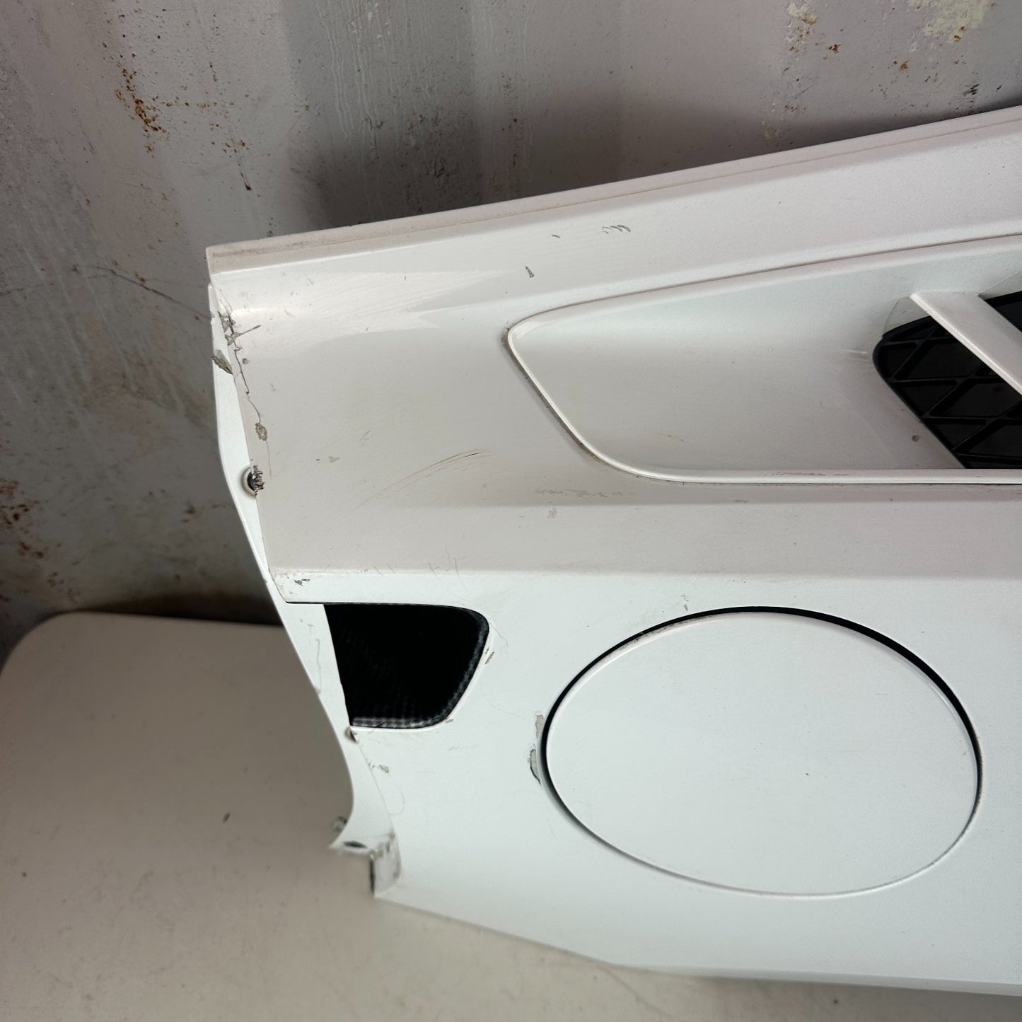 2014-2019 CHEVROLET CORVETTE C7 REAR LEFT SIDE QUARTER PANEL ASSEMBLY WHITE OEM