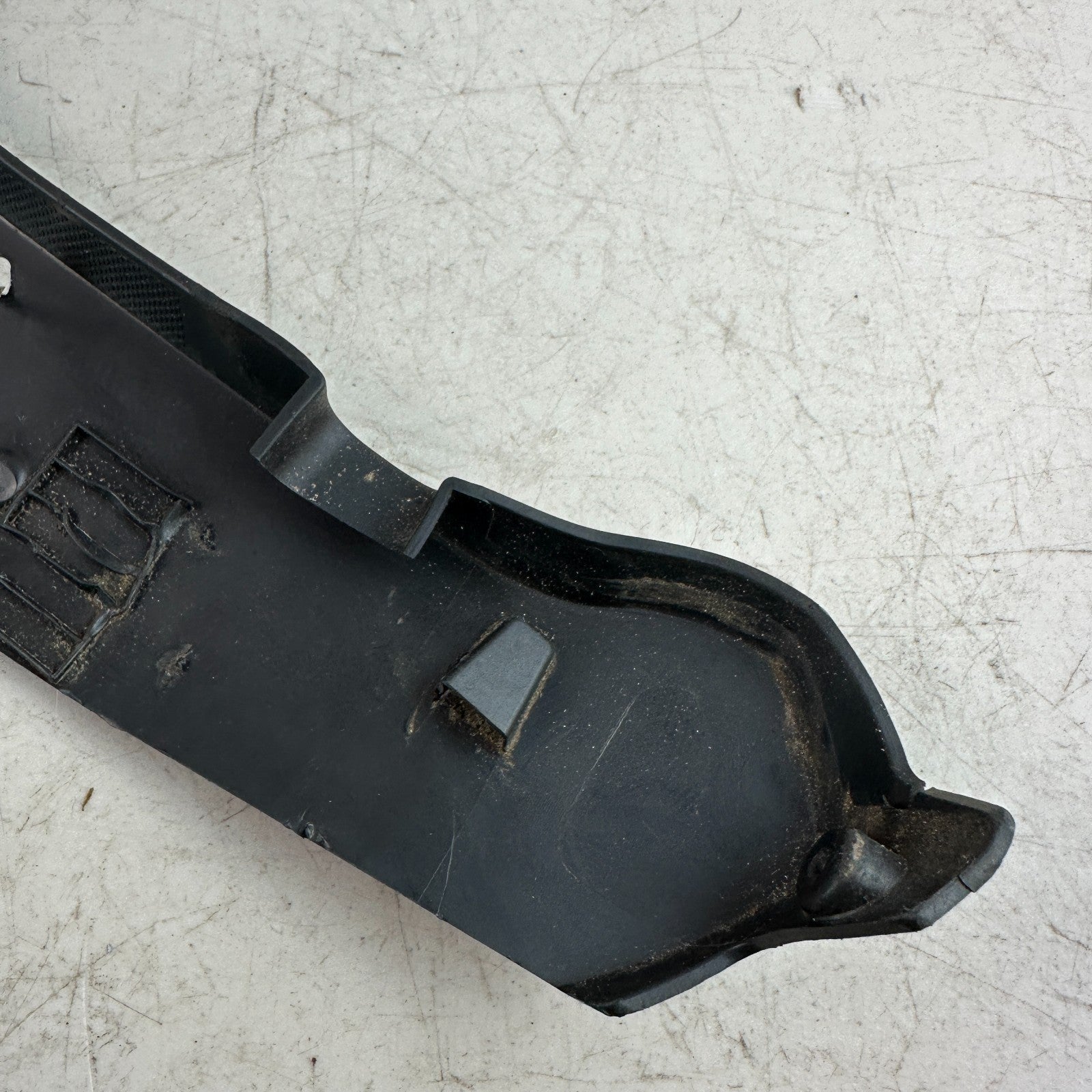 2014-2019 CHEVROLET CORVETTE RIGHT PASSENGER POWER SEAT SWITCH TRIM PANEL OEM