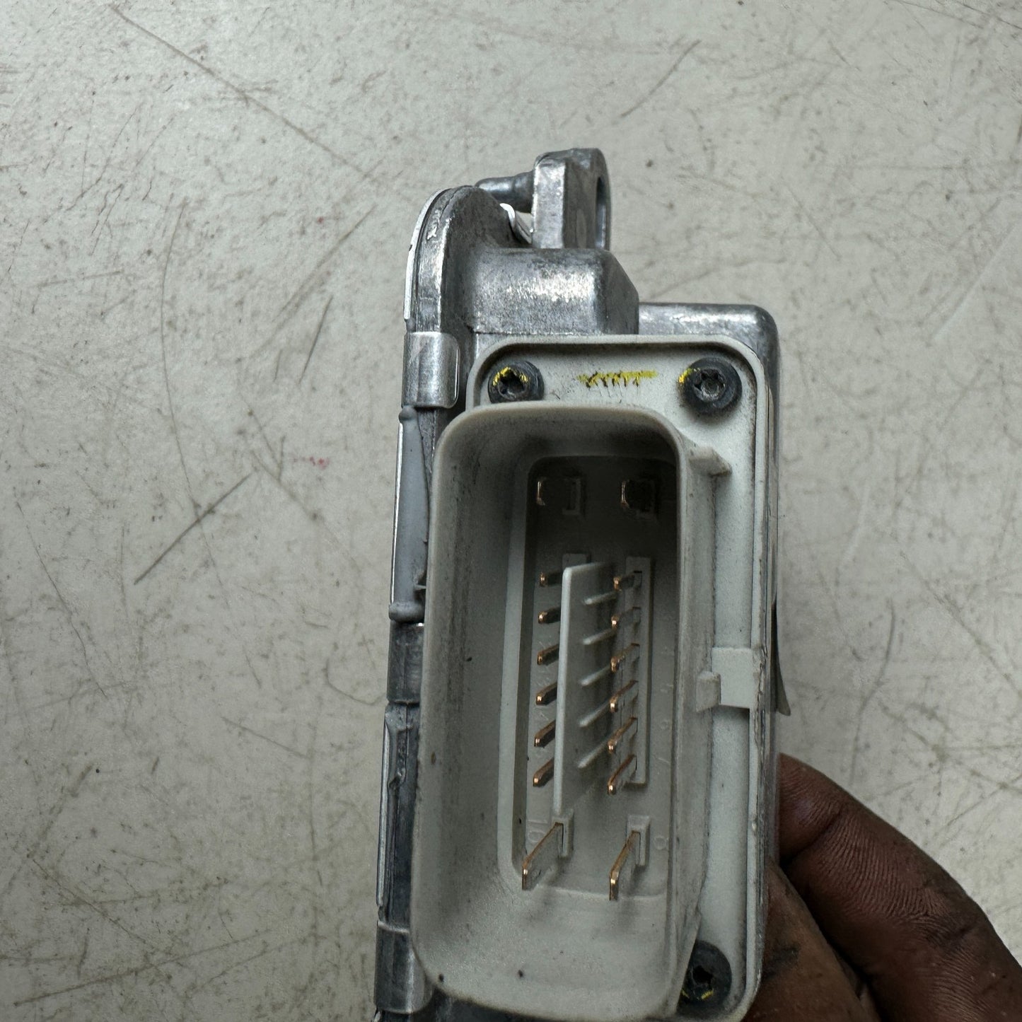 2014-2019 CHEVROLET CORVETTE C7 FUEL PUMP CONTROL MODULE UNT 23184800 OEM