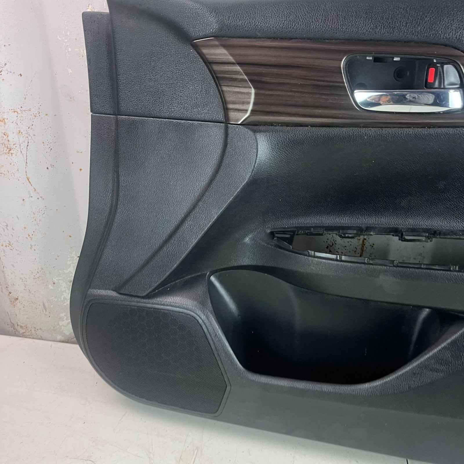 2013-2017 HONDA ACCORD FRONT RIGHT SIDE DOOR PANEL TRIM COVER 83500-T2A-A01 OEM