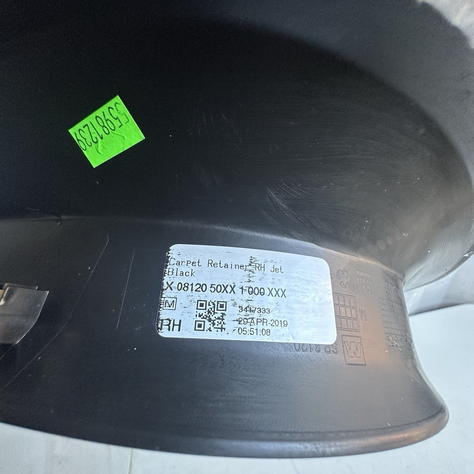 2014-2019 Chevy Corvette RH Right Passenger Carpet Retainer Jet Black Used Oem