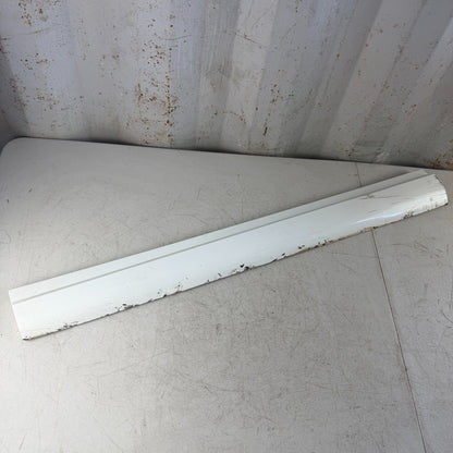 2017-2020 MASERATI LEVANTE FRONT RIGHT EXTERIOR LOWER DOOR TRIM MOLDING OEM