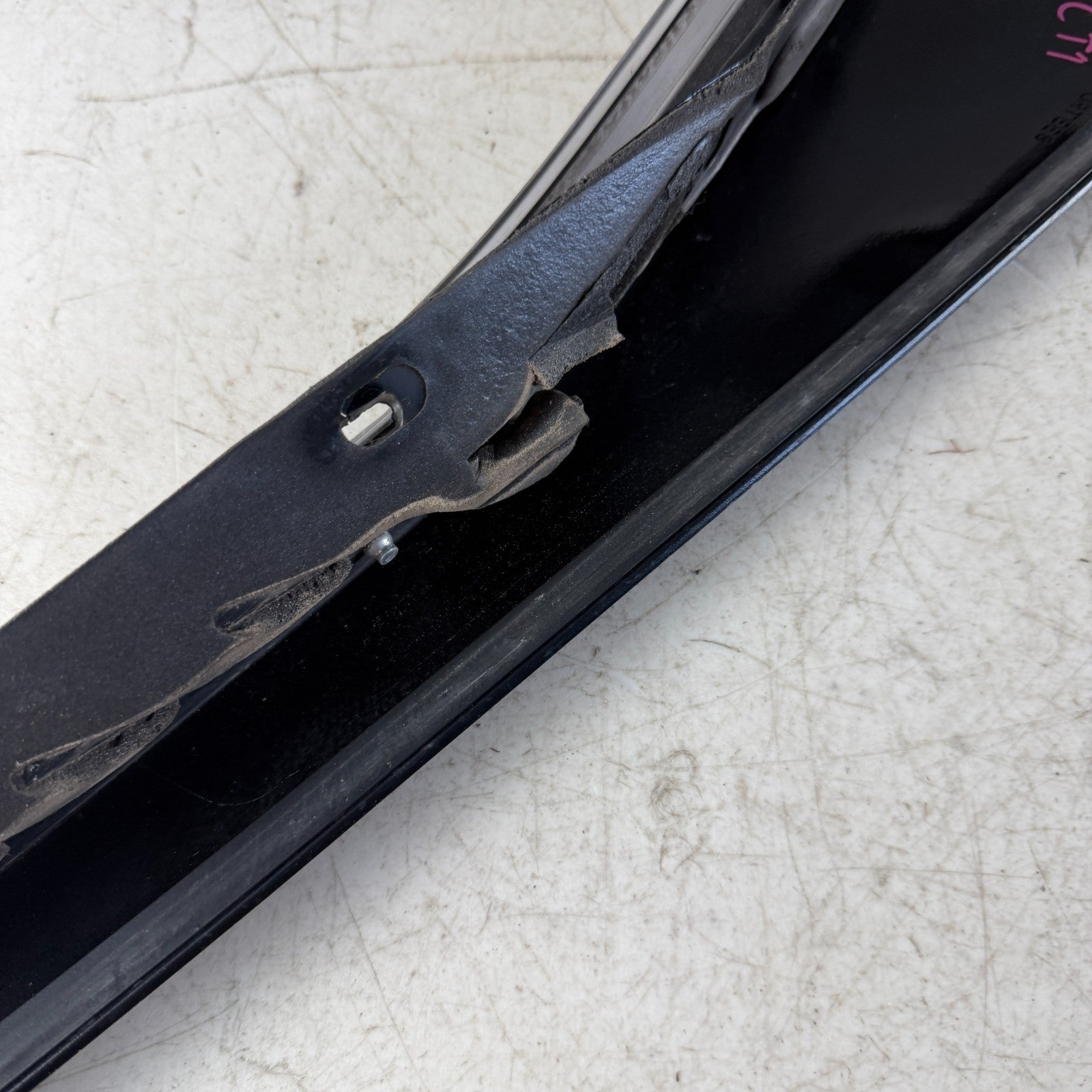 2014-2019 CHEVY CORVETTE RIGHT WINDSHIELD PILLAR APPLIQUE TRIM PANEL COVER OEM