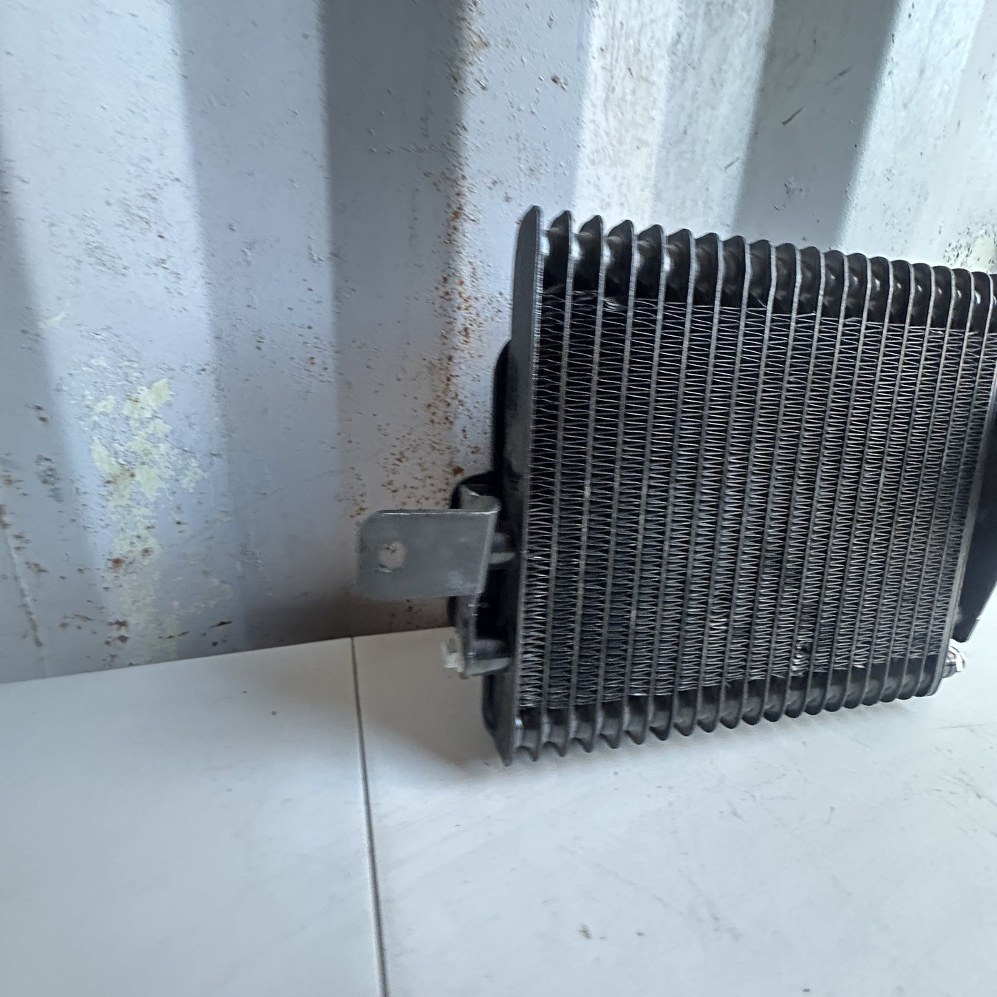2014-2019 Chevy Corvette Transmission Cooler Fan & Radiator Assembly OEM USED GM