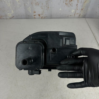 2018-2024 CHEVROLET CAMARO FUEL VAPOR EVAPORATOR CHARCOAL CANISTER 84082814 OEM