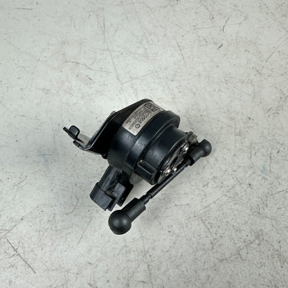 2014-2019 CHEVROLET CORVETTE C7 FRONT RIGHT SIDE HEADLIGHT LEVEL RIDE SENSOR OEM