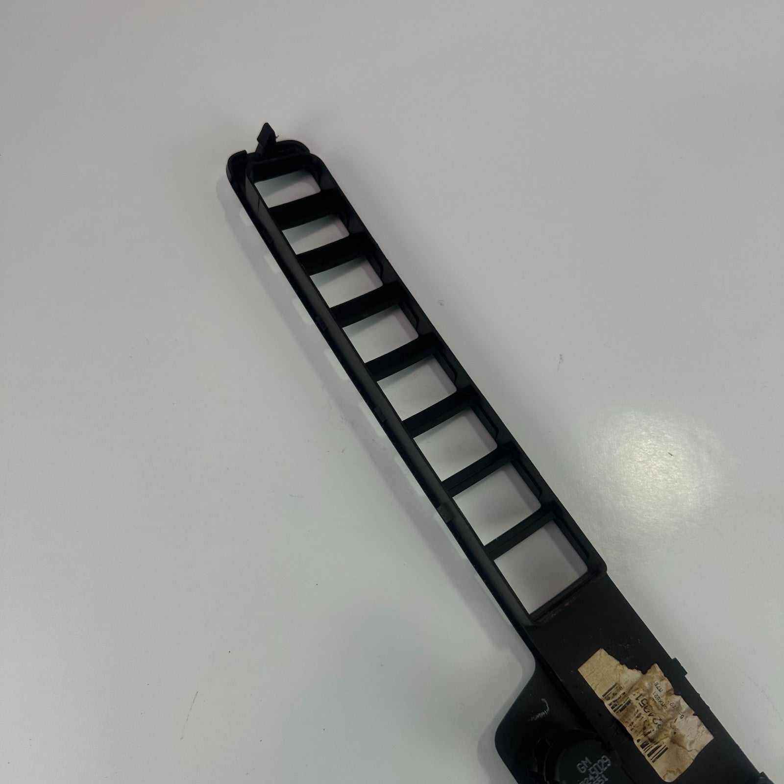 10-15 CHEVROLET CAMARO UPPER DASH DEFROST VENT WITH CLIMATE SENSOR 13245029 OEM