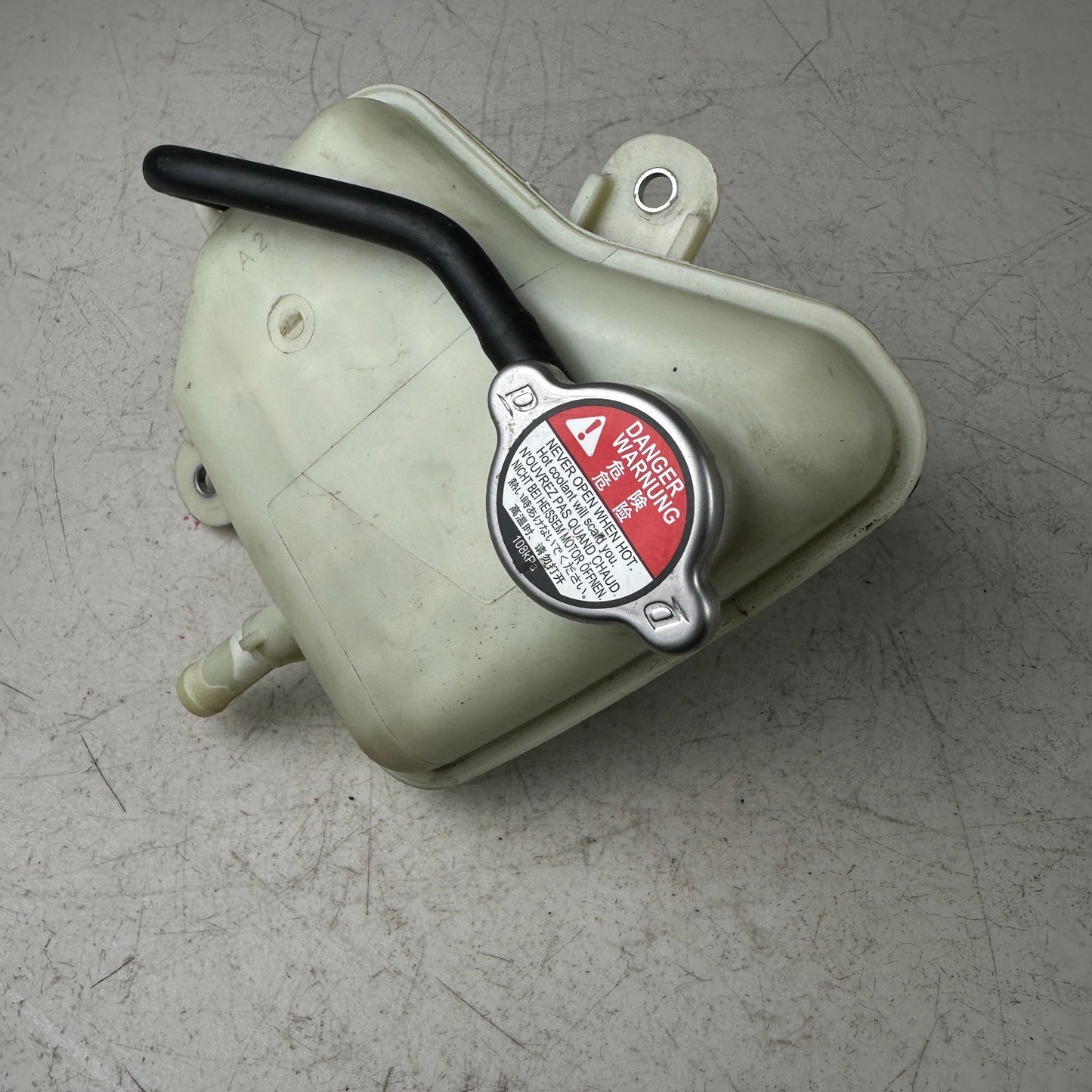16-21 HONDA CIVIC ENGINE COOLANT RESERVOIR TANK EXPANSION TANK 19101-5BA-A01 OEM