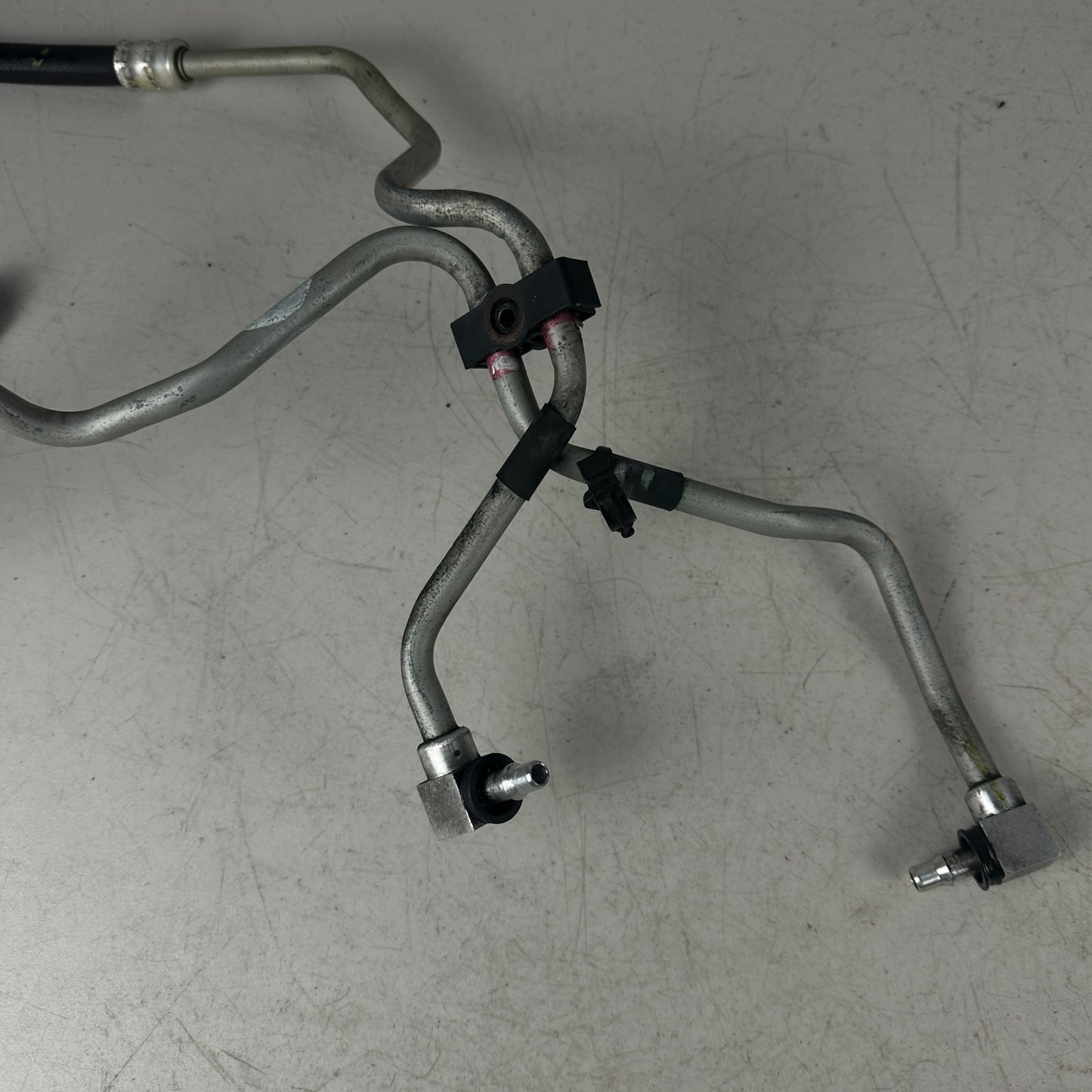 2016-2023 CHEVROLET CAMARO DIFFERENTIAL COOLANT COOLING LINE TUBE HOSE OEM