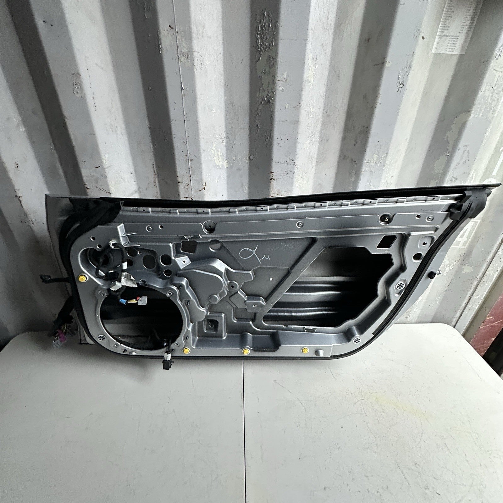 2014 2015 2016 2017 2018 2019 CHEVY CORVETTE C7 RIGHT DOOR SHELL OEM RH Silver