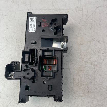 2015-2021 MERCEDES C300 REAR COMPARTMENT FUSE BOX RELAY MODULE UNIT A2059068501