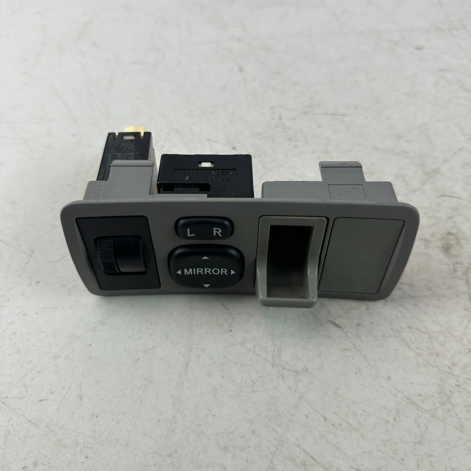 2003-2008 TOYOTA COROLLA LEFT SIDE MIRROR ADJUSTMENT DIMMER CONTROL SWITCH OEM