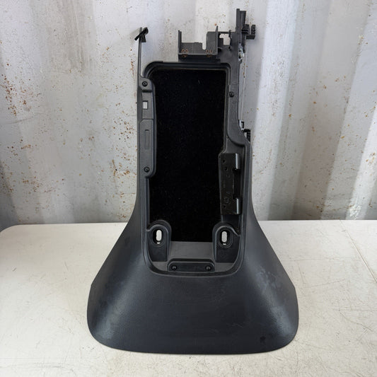 05-10 CHEVROLET CORVETTE C6 FRONT CENTER CONSOLE ARM REST LID FRAME BLACK OEM