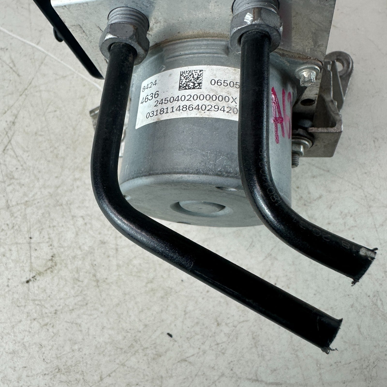 2016-2019 CHEVY CAMARO ANTI-LOCK ABS BRAKE PUMP CONTROL MODULATOR 84244636 OEM