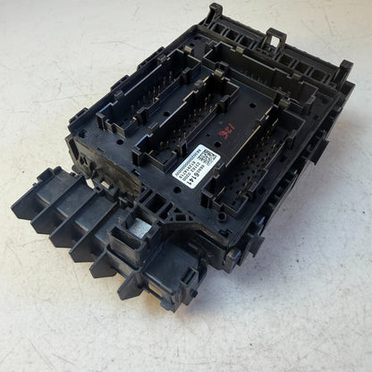 2023 CHEVROLET CAMARO ZL1 6.2L ENGINE BAY JUNCTION FUSE BOX BLOCK 86806141 OEM