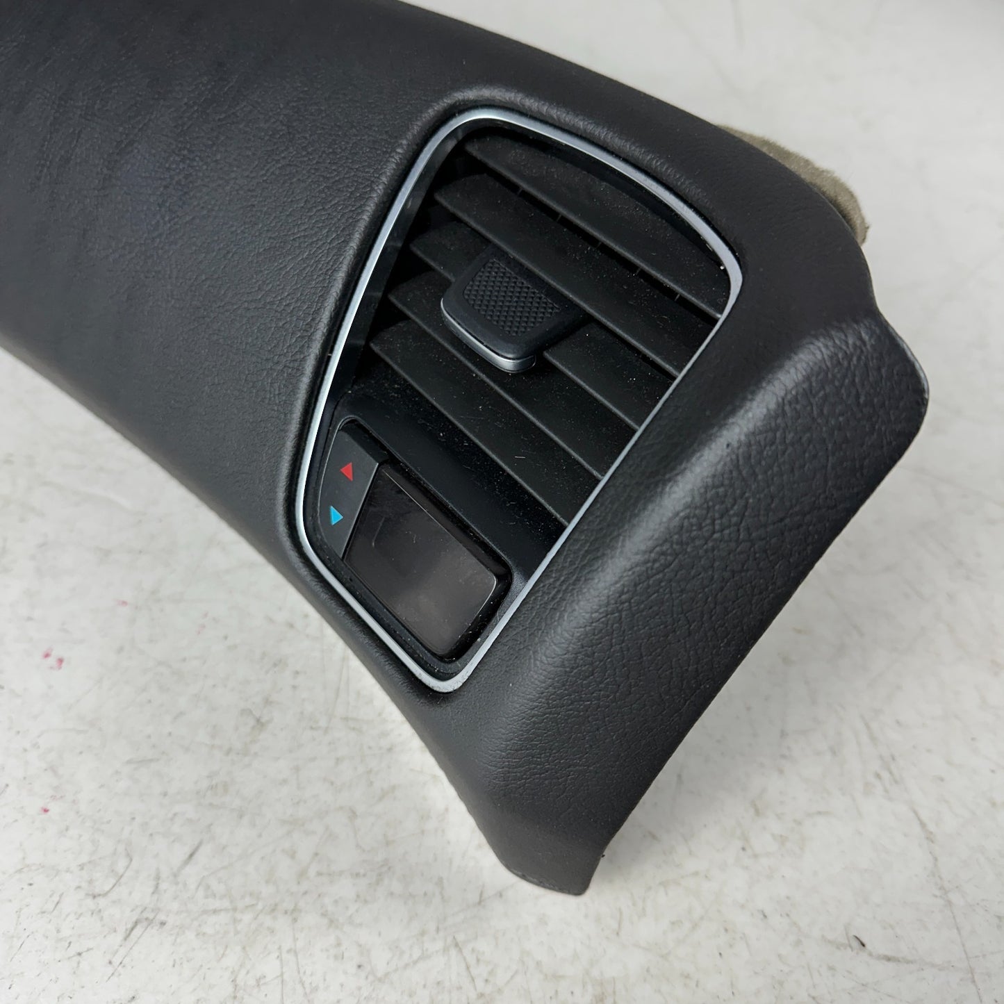 14-19 CHEVROLET CORVETTE C7 RIGHT DASH DASHBOARD AC AIR VENT GRILLE W/ BEZEL OEM
