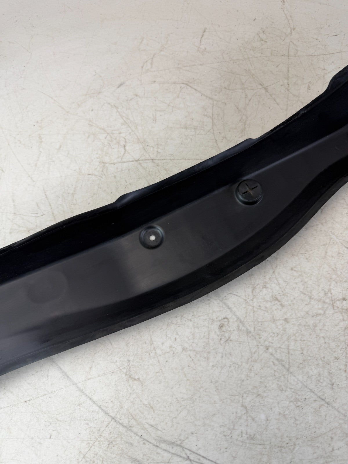 2015-2021 MERCEDES W205 C300 C43 C63 FRONT RIGHT FENDER REARWARD GAP COVER OEM