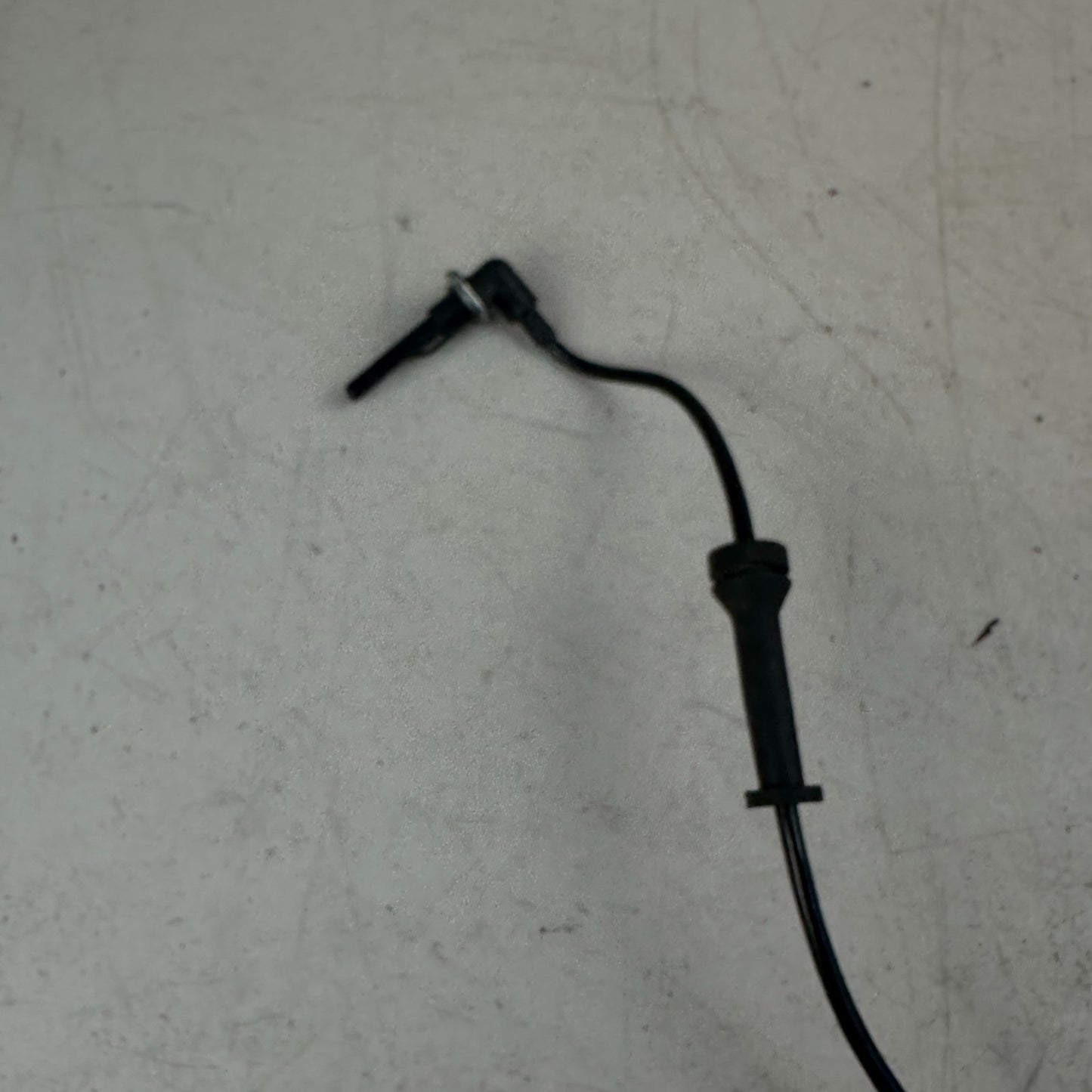 2014-2019 CHEVROLET CORVETTE C7 FRONT RIGHT SIDE ABS WHEEL SPEED SENSOR OEM