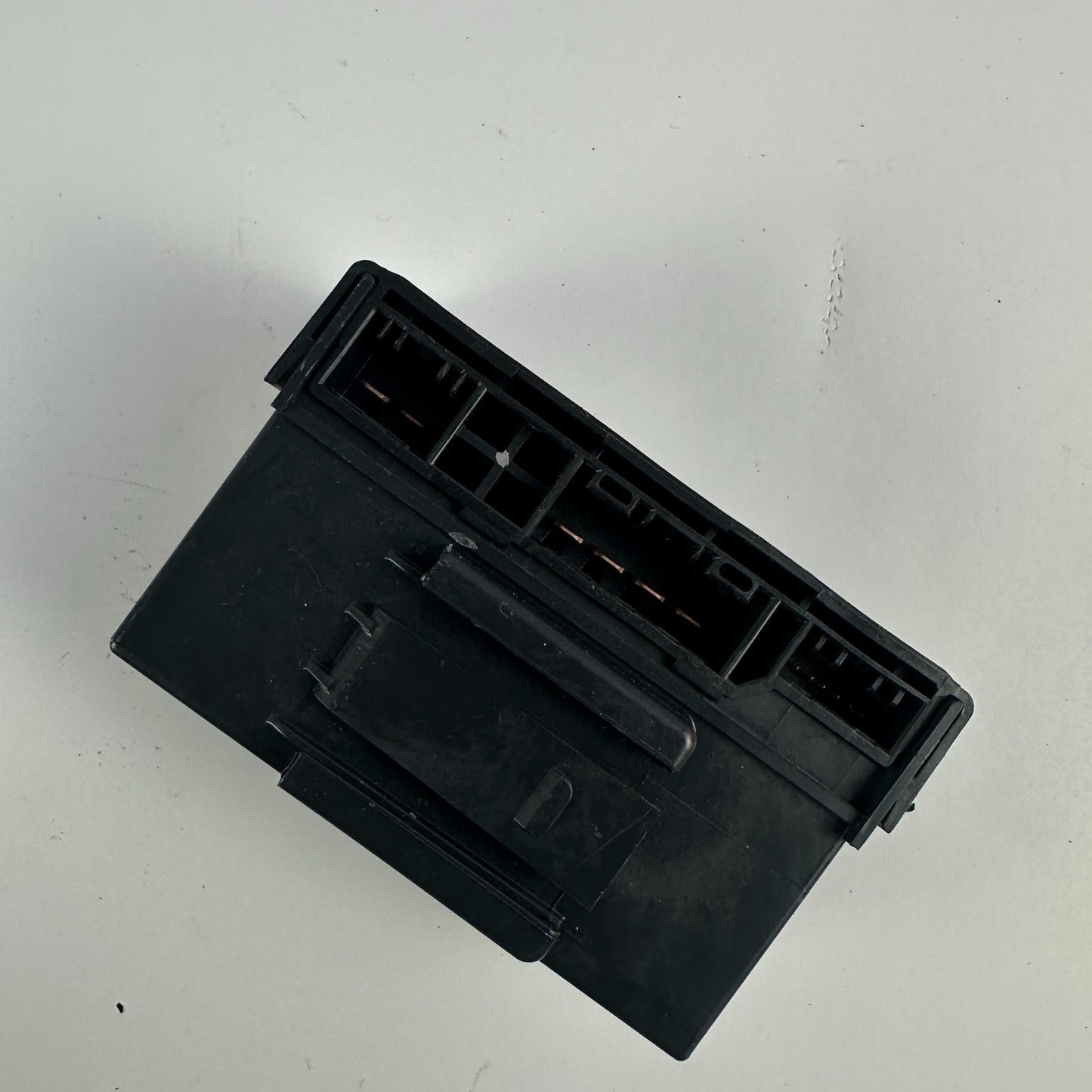 2013-2017 HONDA ACCORD SUB RELAY BRAINBOX CONTROL MODULE UNIT 38330-T2A-A012 OEM