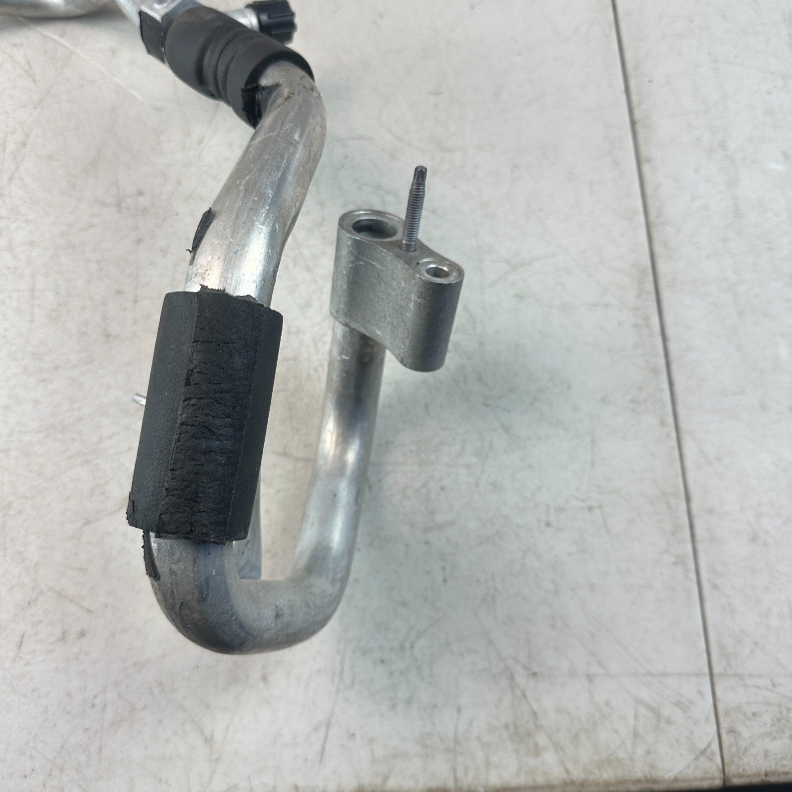 2015-2021 MERCEDES W205 C300 HVAC A/C AIR CONDITIONER SUCTION HOSE TUBE LINE OEM