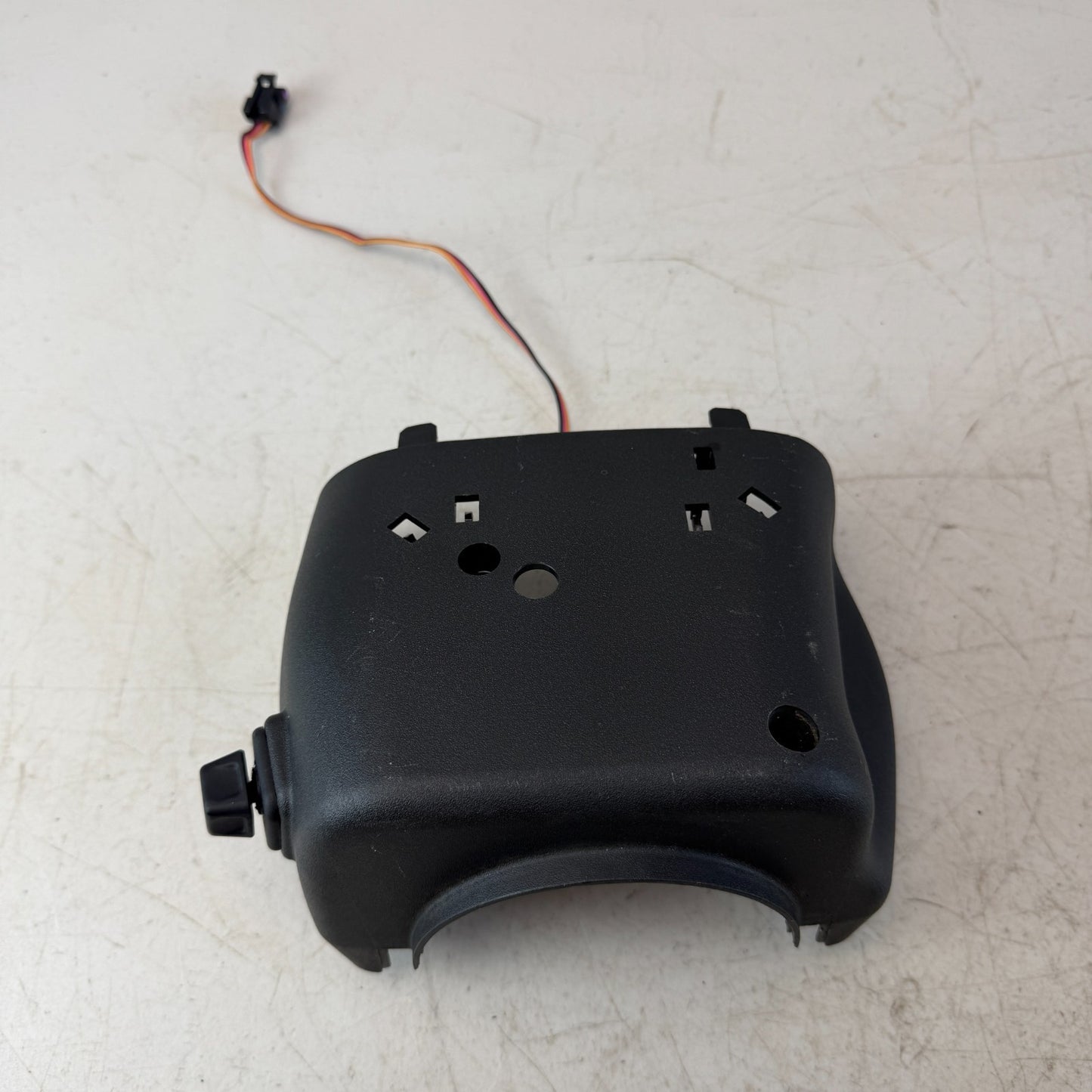 05-13 CHEVROLET CORVETTE C6 UPPER STEERING WHEEL COLUMN SHROUD COVER BLACK OEM