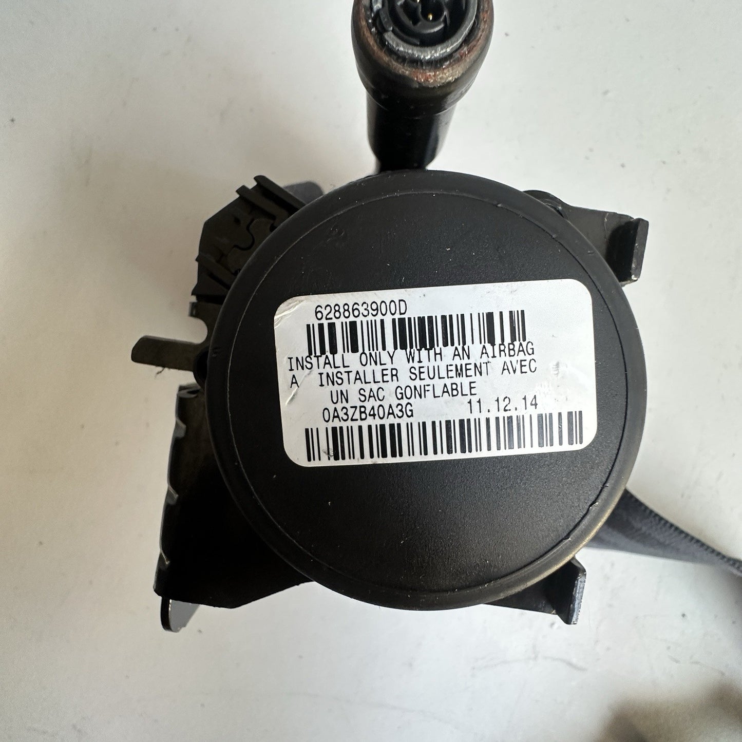 2016 2017 2018 2019 2020 Kia Sorento Front RIGHT Side Seat Belt / Buckle OEM BLK