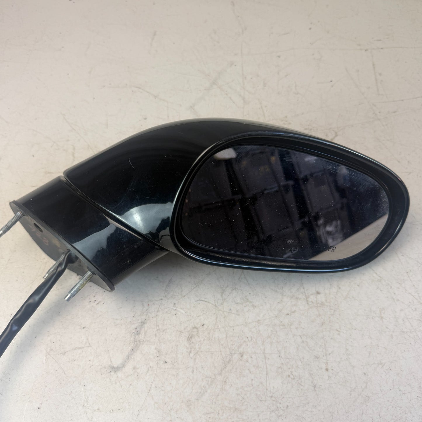 2005-2013 CHEVROLET CORVETTE C6 RIGHT PASSENGER SIDE VIEW DOOR MIRROR 015629 OEM