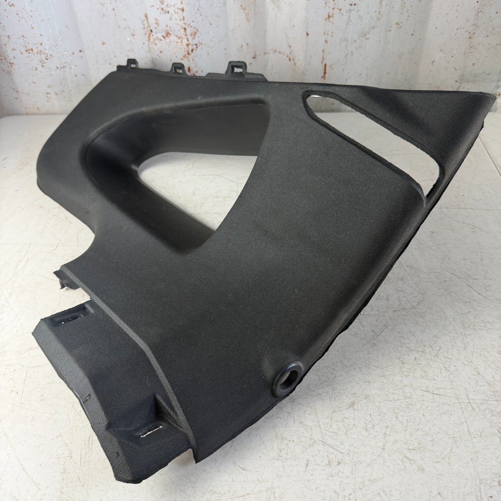 14-19 CHEVROLET CORVETTE C7 REAR RIGHT DRIVER QUARTER WINDOW TRIM 23114076 OEM