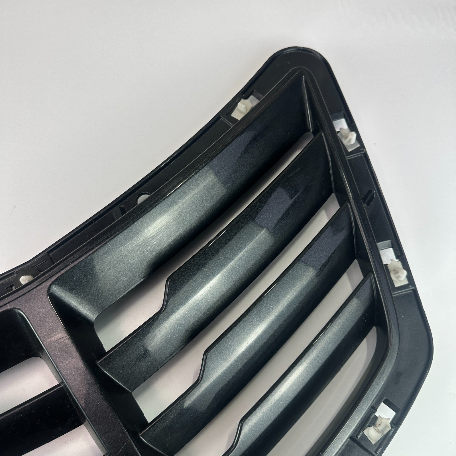 2014-2019 CHEVROLET CORVETTE C7 FRONT HOOD BONNET VENT ASSEMBLY 22847409 OEM