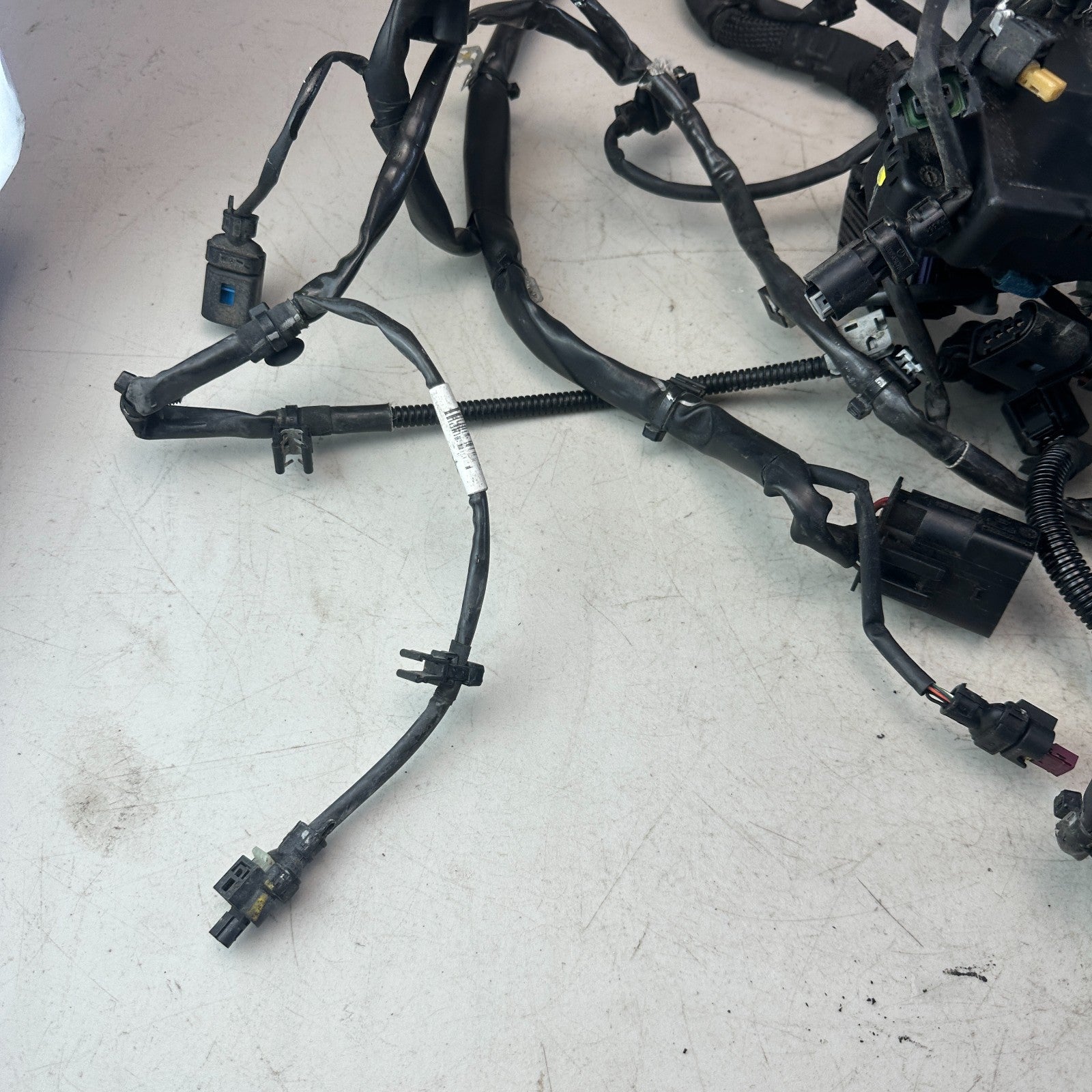 2015-2020 MERCEDES W205 C300 2.0L ENGINE BAY MOTOR WIRE WIRING HARNESS OEM